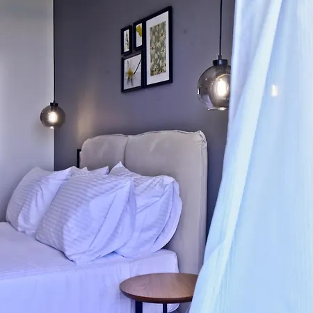 Akron * Áyios Nikítas