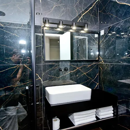 Akron Áyios Nikítas