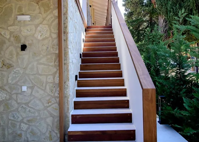 Akron מלון Áyios Nikítas