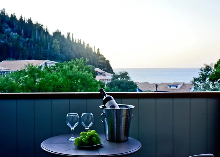 מלון Akron Áyios Nikítas