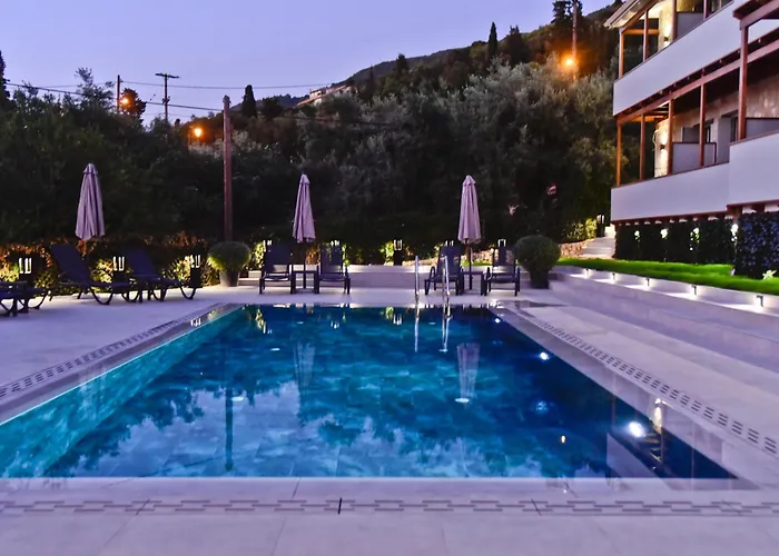 מלון Akron Áyios Nikítas